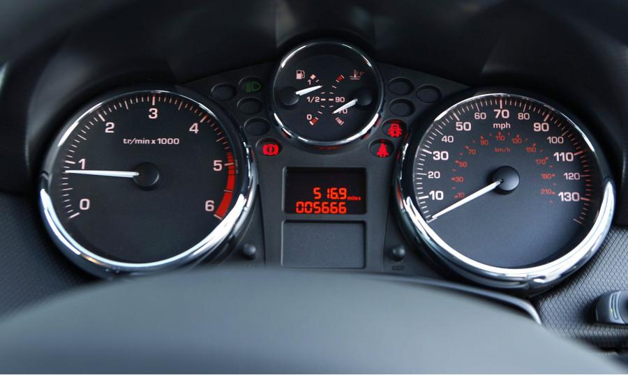  Peugeot 207 Van Sports Accessory Pack 2008 года  (фото 9 из 38)